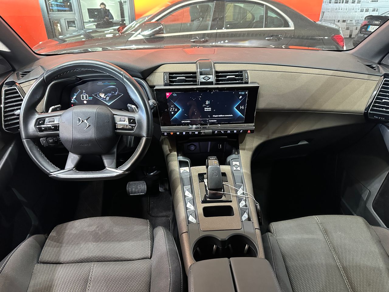 DS DS 7 1.6 E-Tense 300 PERF. LINE + Auto 4WD - Foto 12