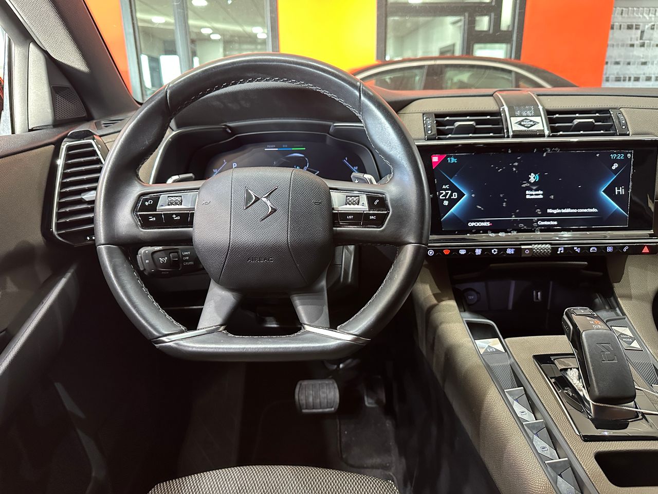 DS DS 7 1.6 E-Tense 300 PERF. LINE + Auto 4WD - Foto 13