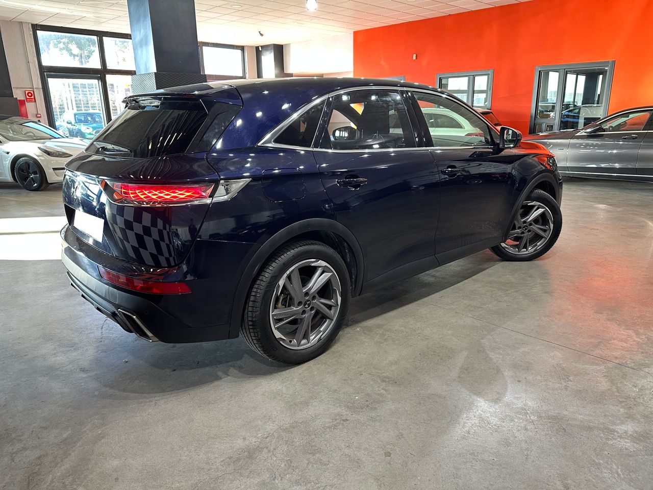 DS DS 7 1.6 E-Tense 300 PERF. LINE + Auto 4WD - Foto 7