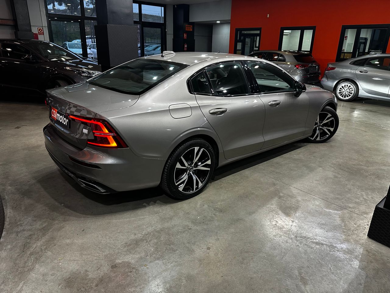 Volvo S60 T6 Recharge R-Design aut - Foto 7