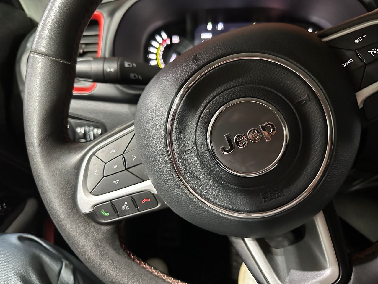 Jeep Renegade Trailhawk 1.3 PHEV 177kW (240CV) AT AWD - Foto 17