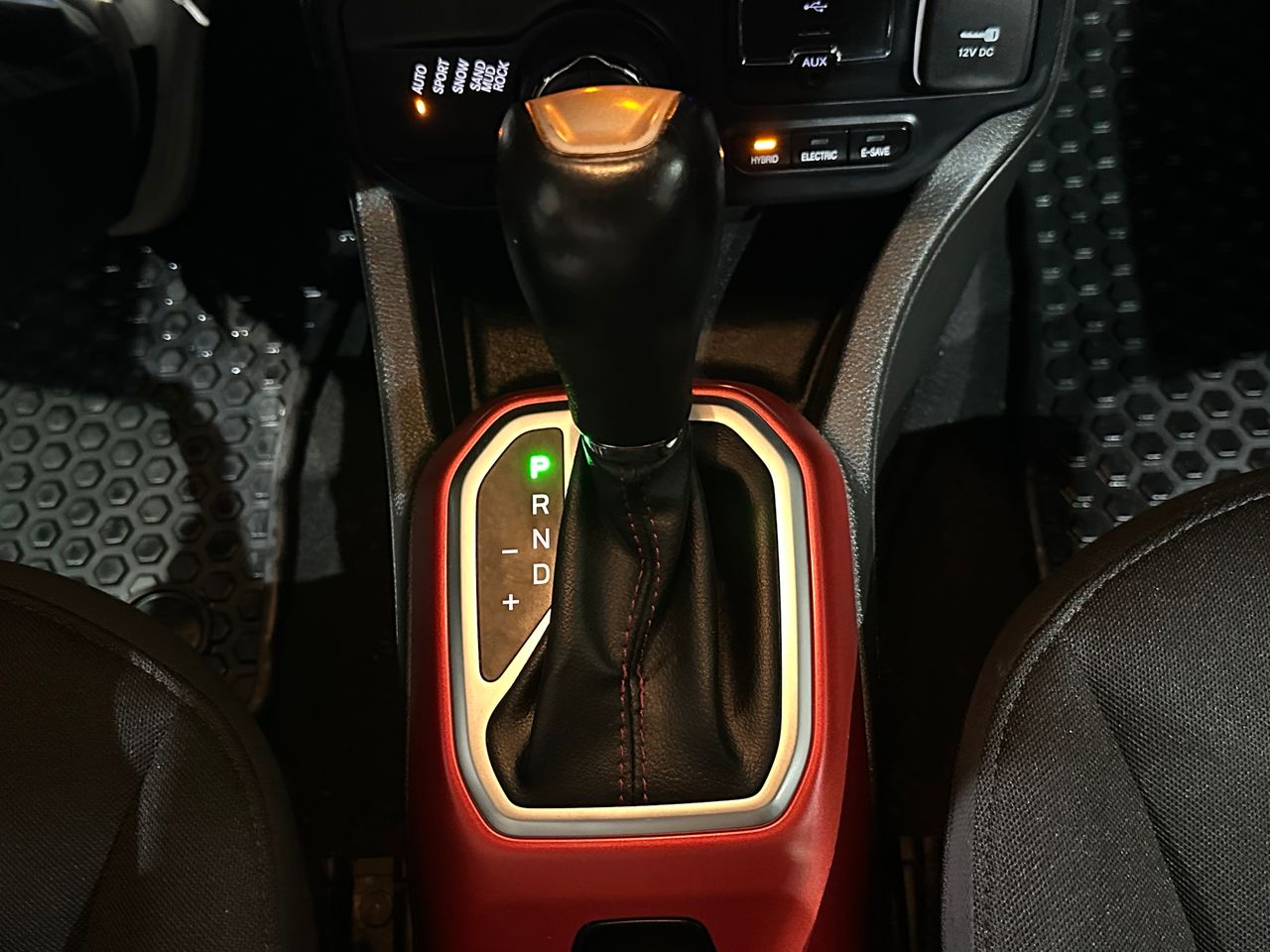 Jeep Renegade Trailhawk 1.3 PHEV 177kW (240CV) AT AWD - Foto 23