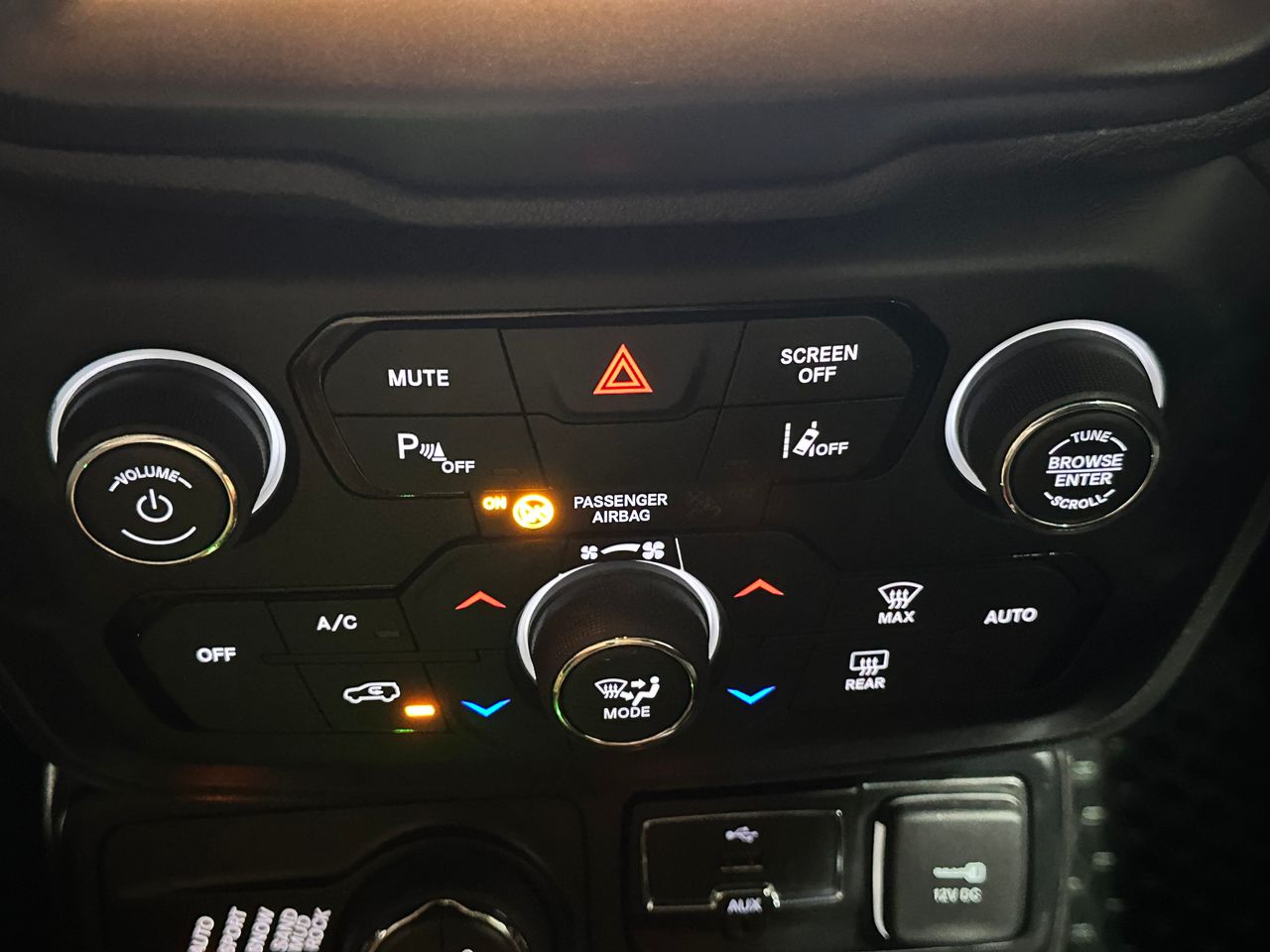 Jeep Renegade Trailhawk 1.3 PHEV 177kW (240CV) AT AWD - Foto 22