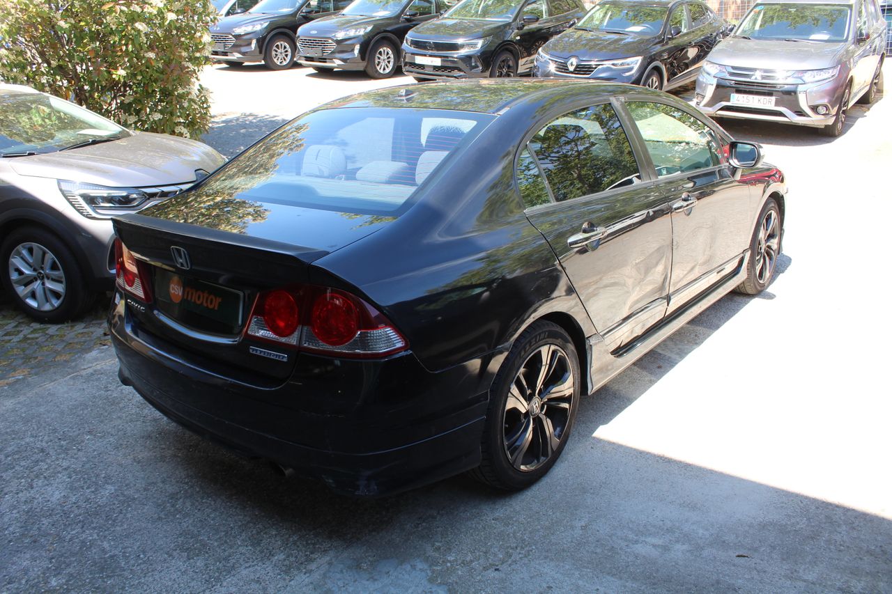 Honda Civic 1.3 i-VTEC IMA Hybrid - Foto 8