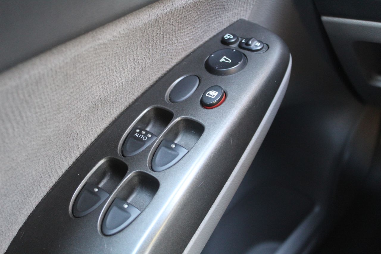 Honda Civic 1.3 i-VTEC IMA Hybrid - Foto 22