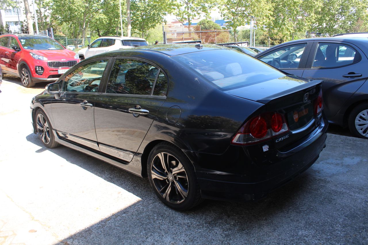 Honda Civic 1.3 i-VTEC IMA Hybrid - Foto 6