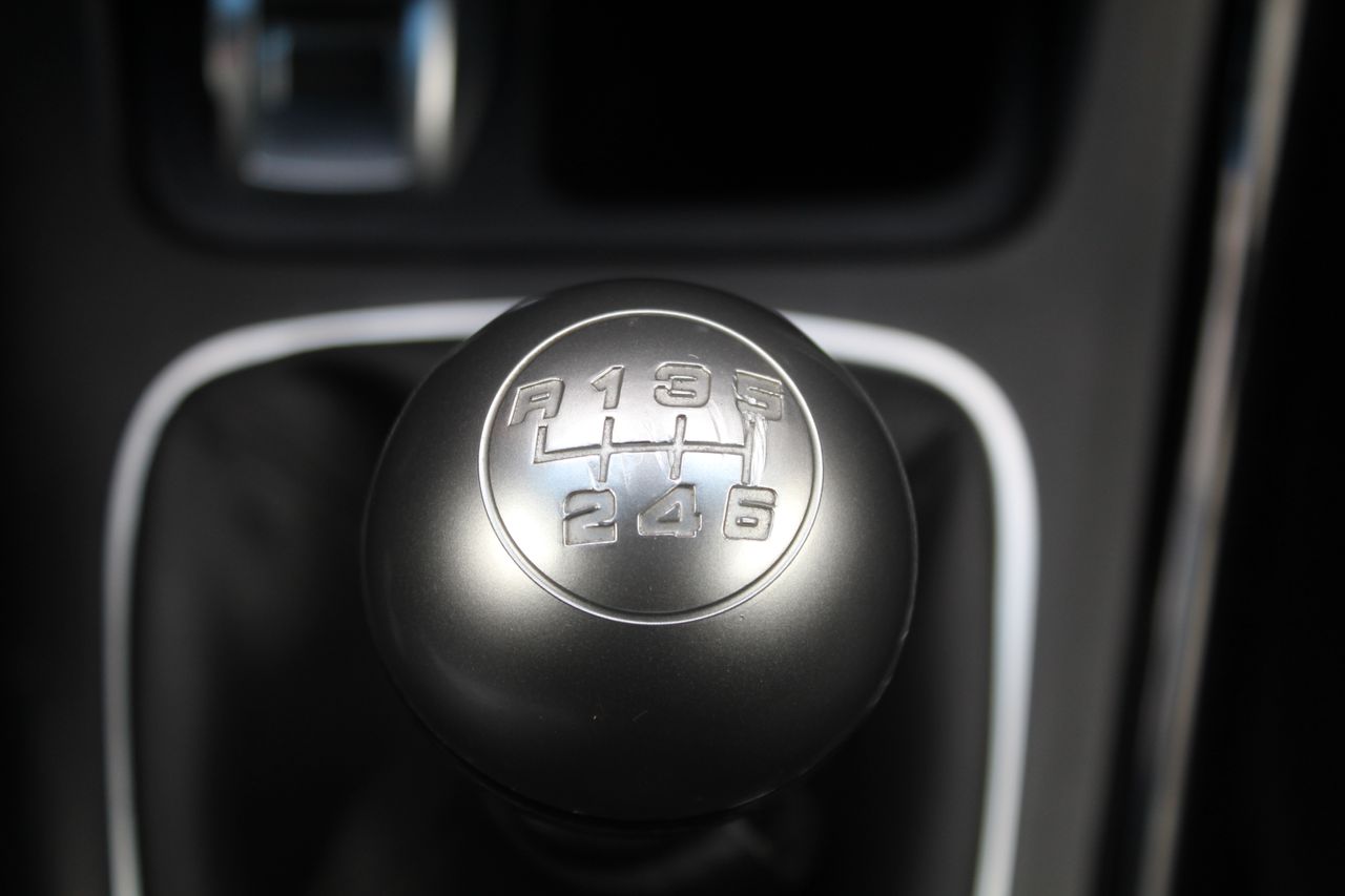 Alfa Romeo Giulietta 1.6 JTDm 105cv Distinctive - Foto 22