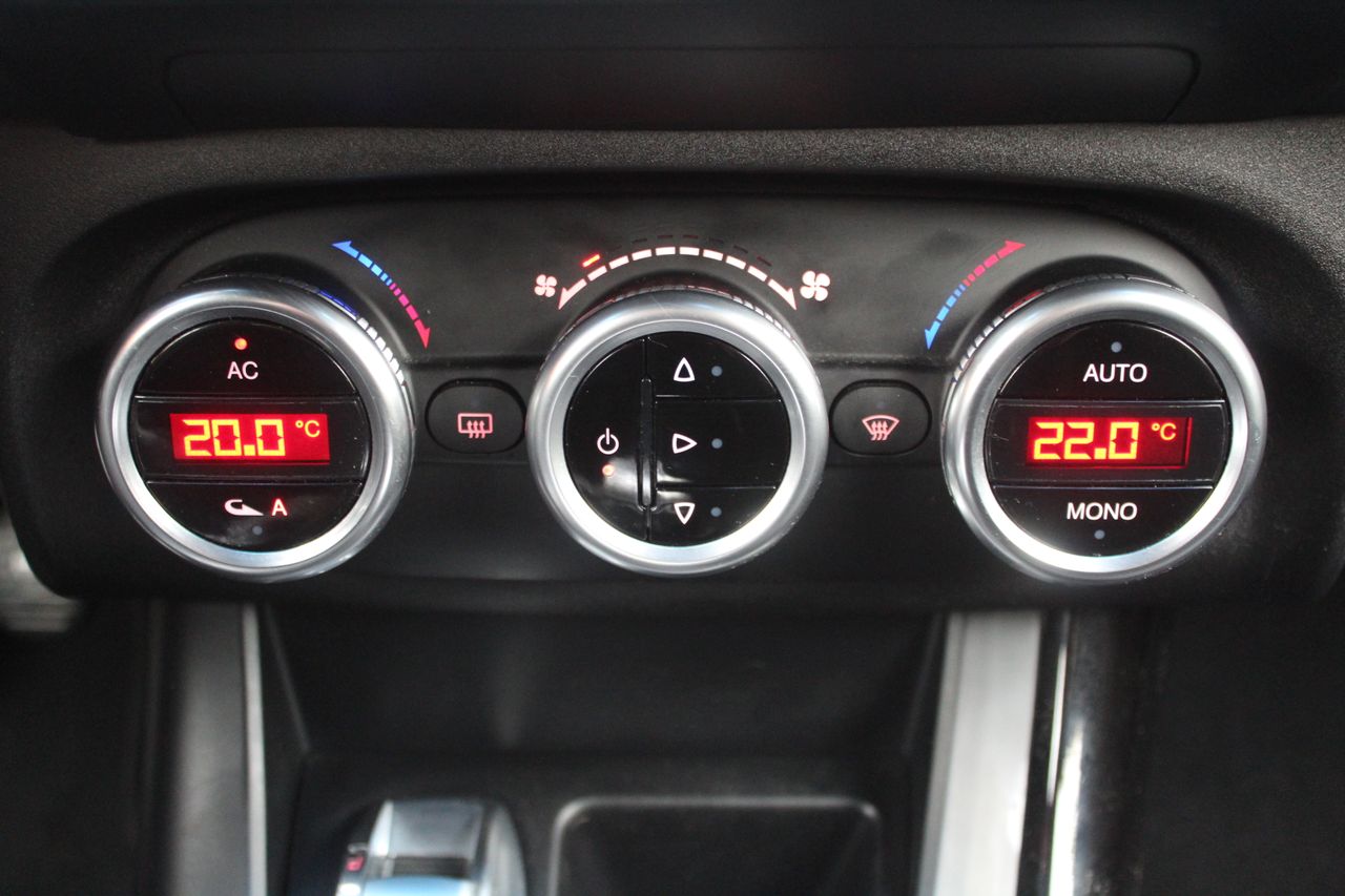 Alfa Romeo Giulietta 1.6 JTDm 105cv Distinctive - Foto 20