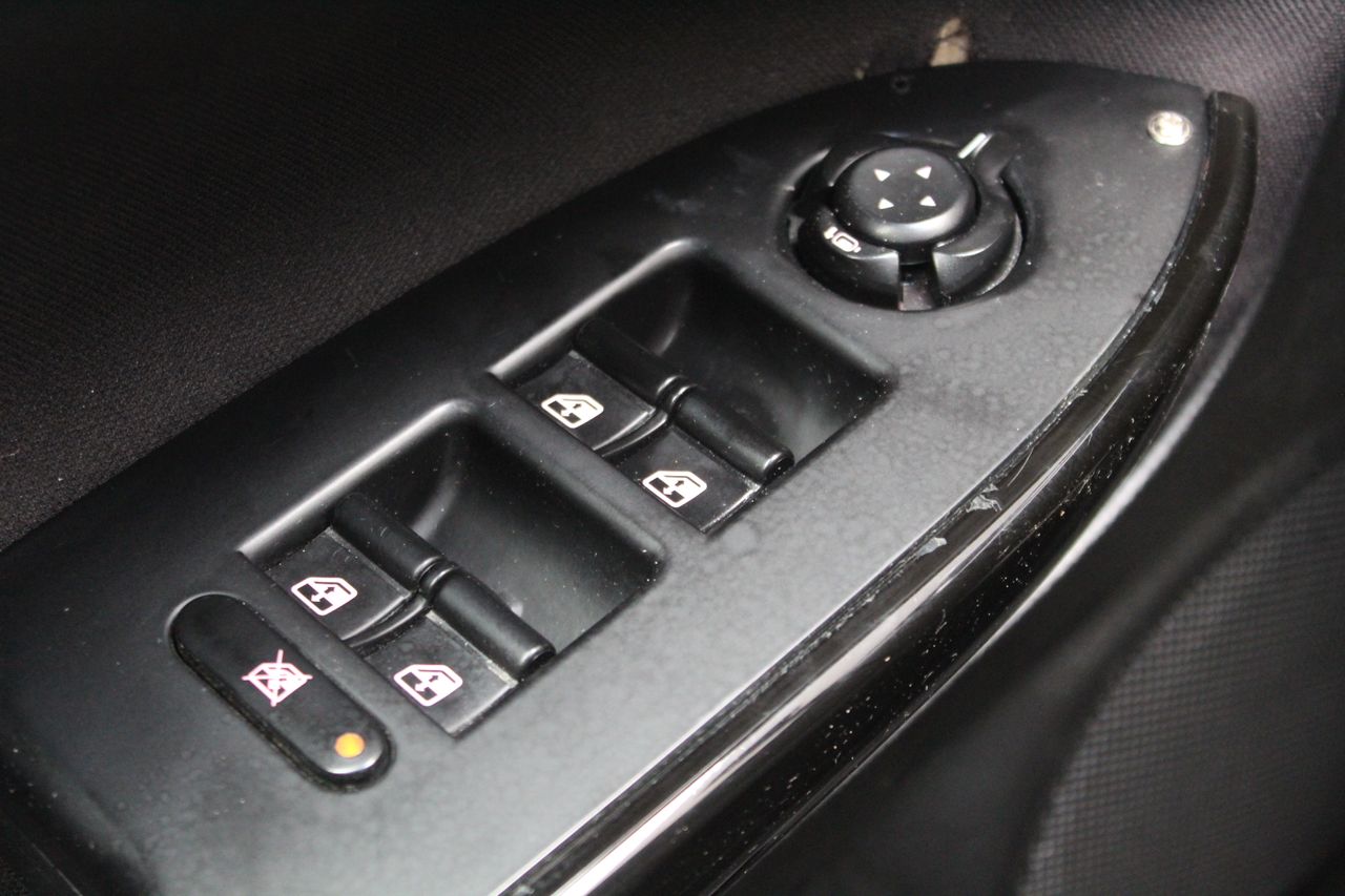 Alfa Romeo Giulietta 1.6 JTDm 105cv Distinctive - Foto 24