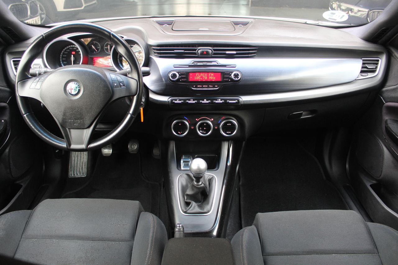 Alfa Romeo Giulietta 1.6 JTDm 105cv Distinctive - Foto 11