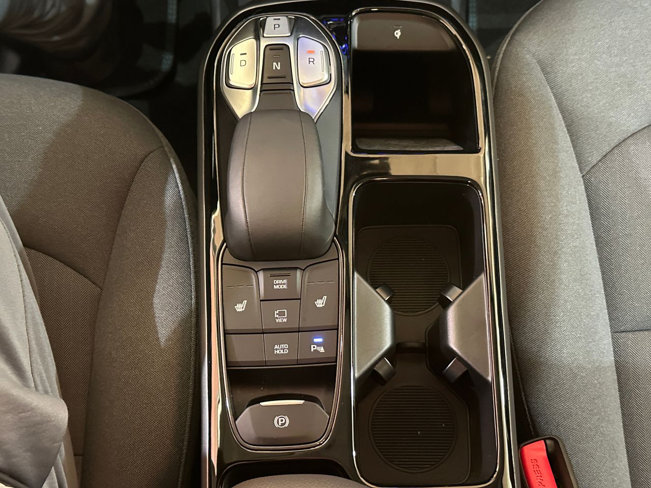 Hyundai IONIQ EV Tecno - Foto 26