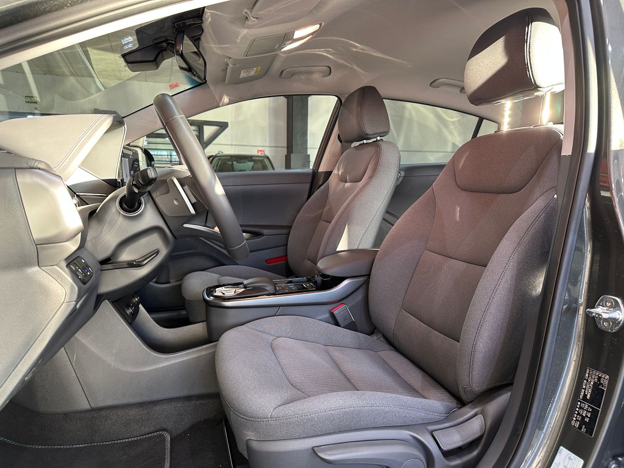 Hyundai IONIQ EV Tecno - Foto 11