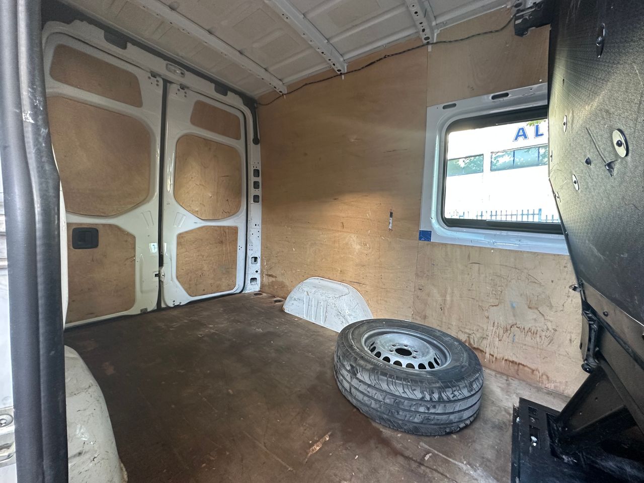 Mercedes Sprinter 314CDI 143CV L2H2  - Foto 9
