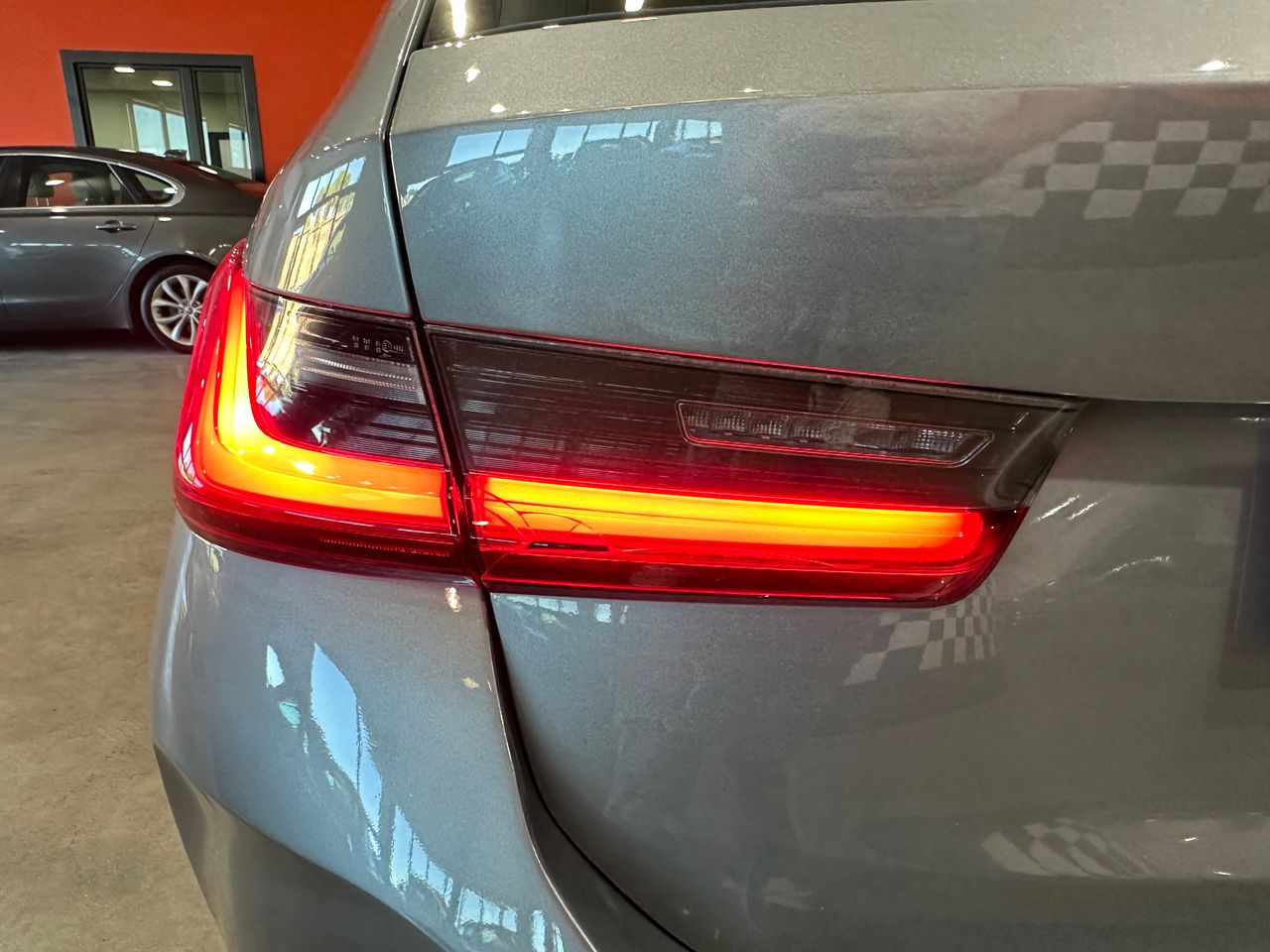 BMW Serie 3 320E 204CV FAMILIAR - Foto 28