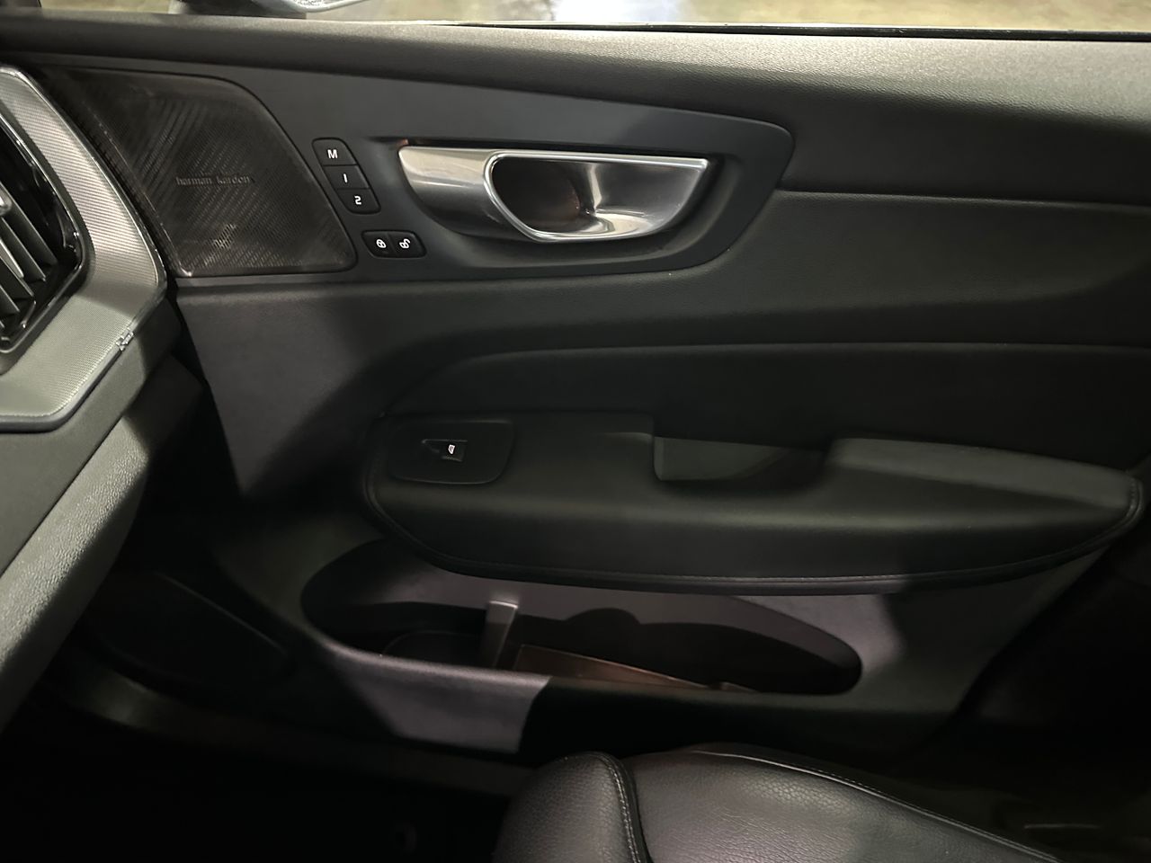 Volvo XC60 2.0 T8 AWD Recharge Polestar Auto - Foto 16