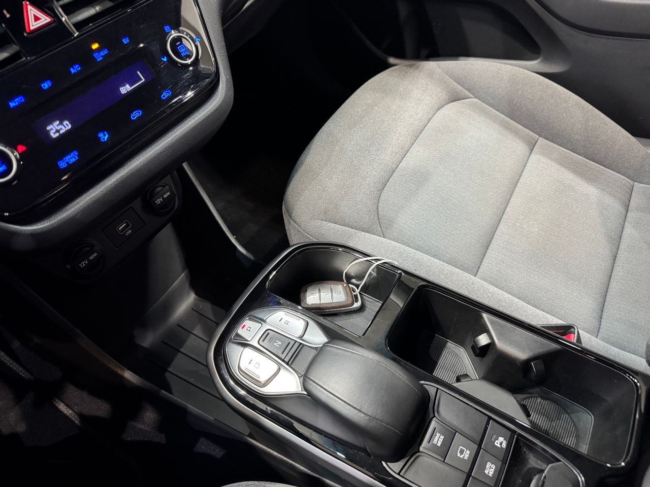 Hyundai IONIQ EV Klass - Foto 15