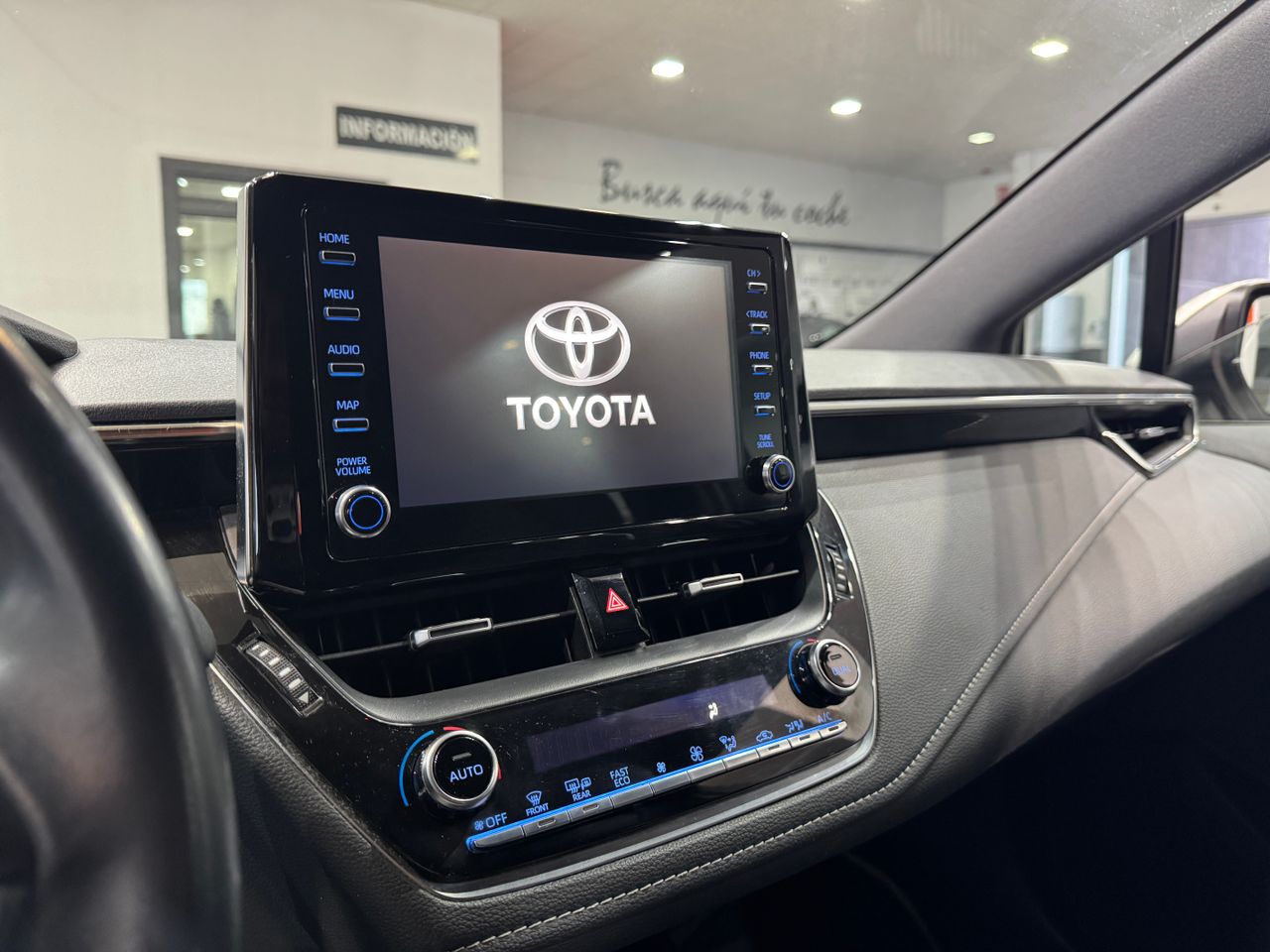 Toyota Corolla 1.8 125H ACTIVE TECH E-CVT TOU SPORT - Foto 16