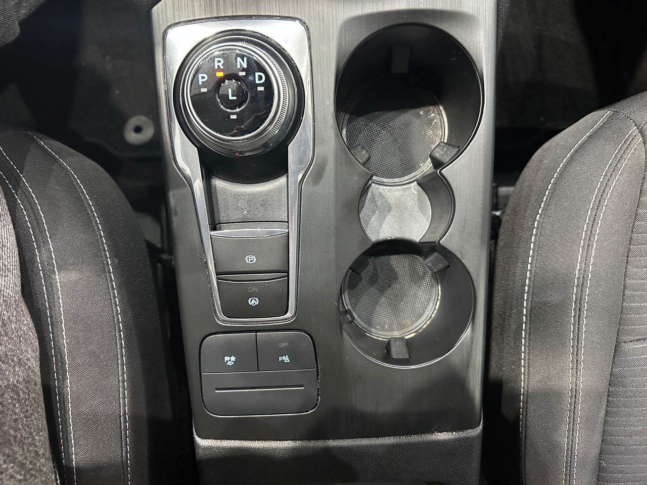 Ford Kuga Titanium 2.5 Duratec FHEV 140kW Auto - Foto 25