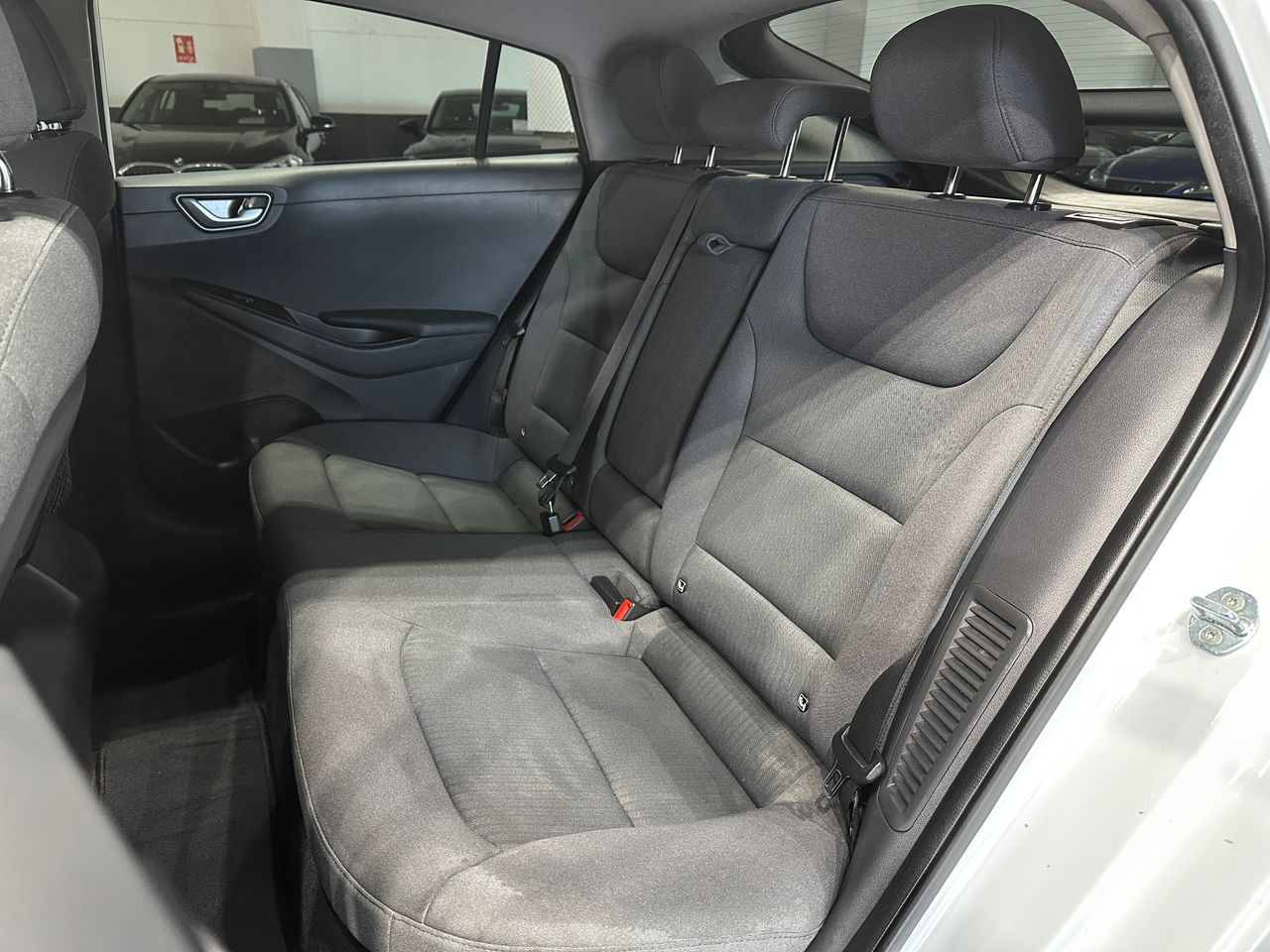 Hyundai IONIQ 1.6 GDI PHEV Klass DCT - Foto 10