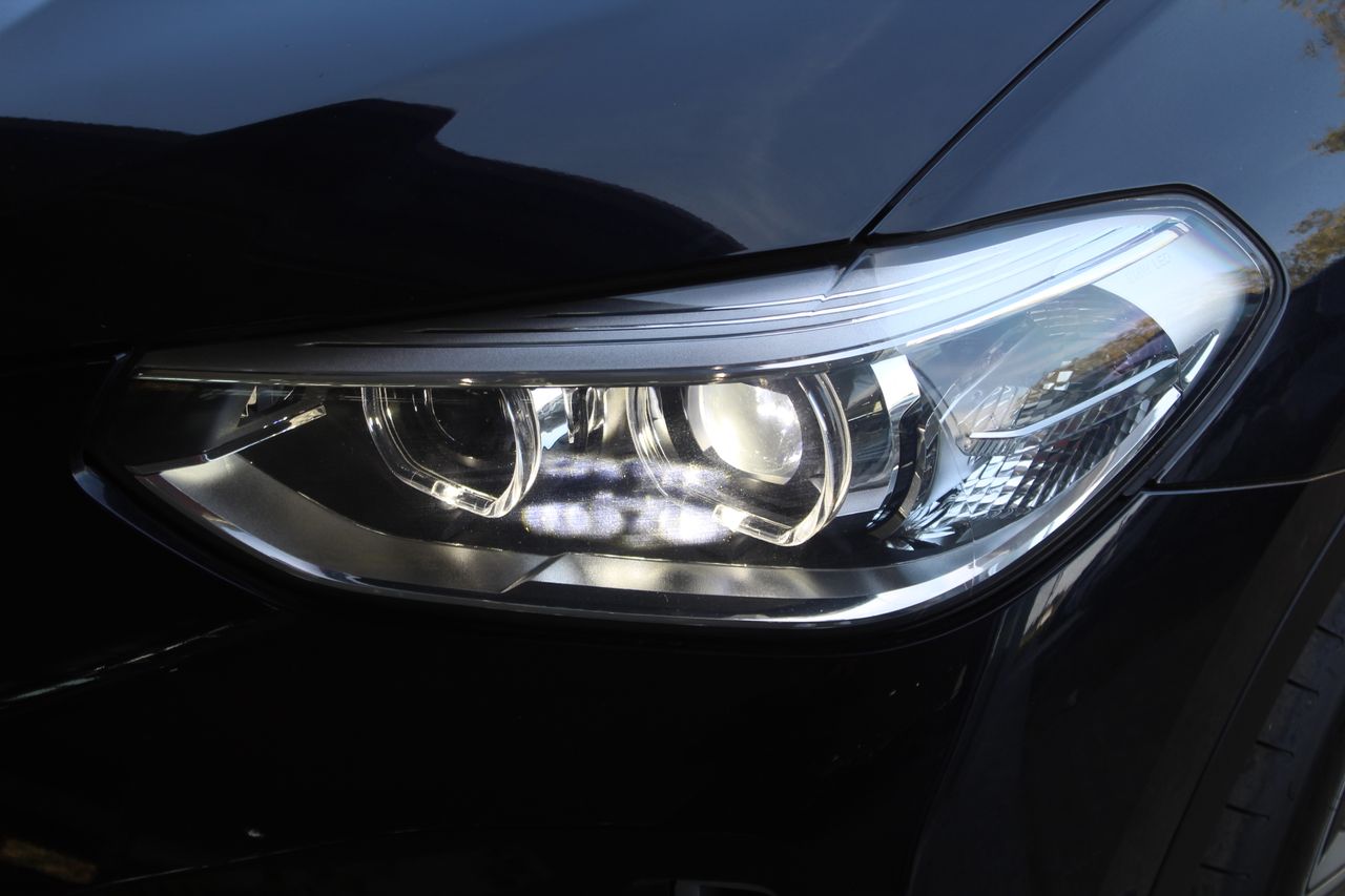 BMW iX3 80 kWh - Foto 31