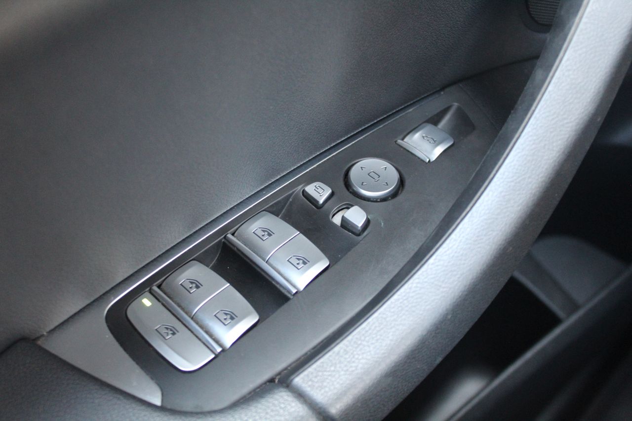 BMW iX3 80 kWh - Foto 28