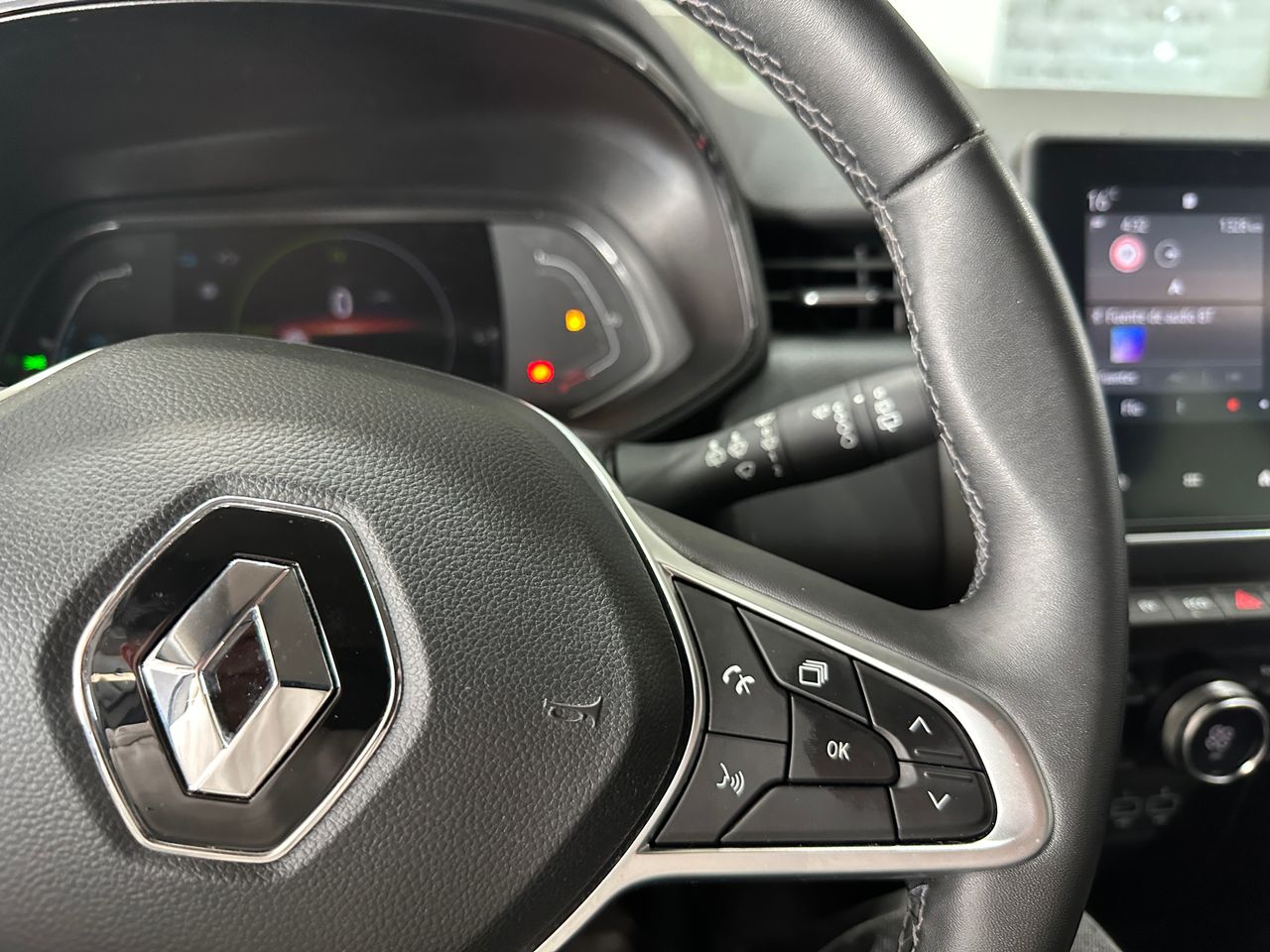 Renault Clio Zen E-Tech Híbrido 104 kW (140CV) - Foto 14