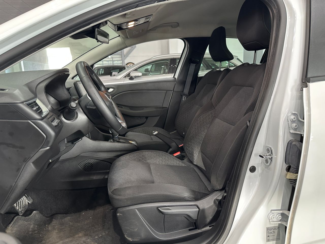 Renault Clio Zen E-Tech Híbrido 104 kW (140CV) - Foto 10