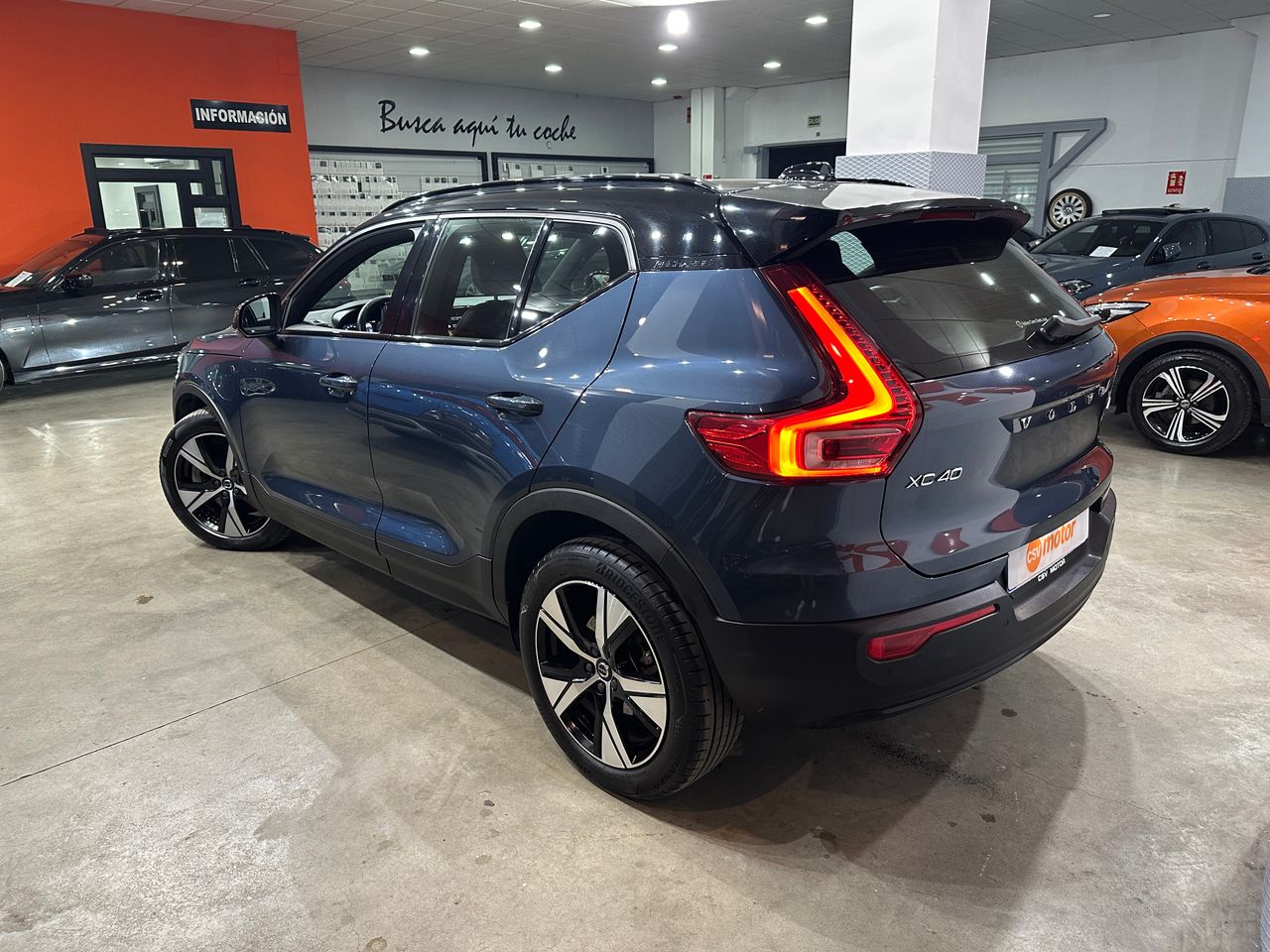 Volvo XC40 1.5 T4 Twin Recharge R-Design Auto - Foto 6