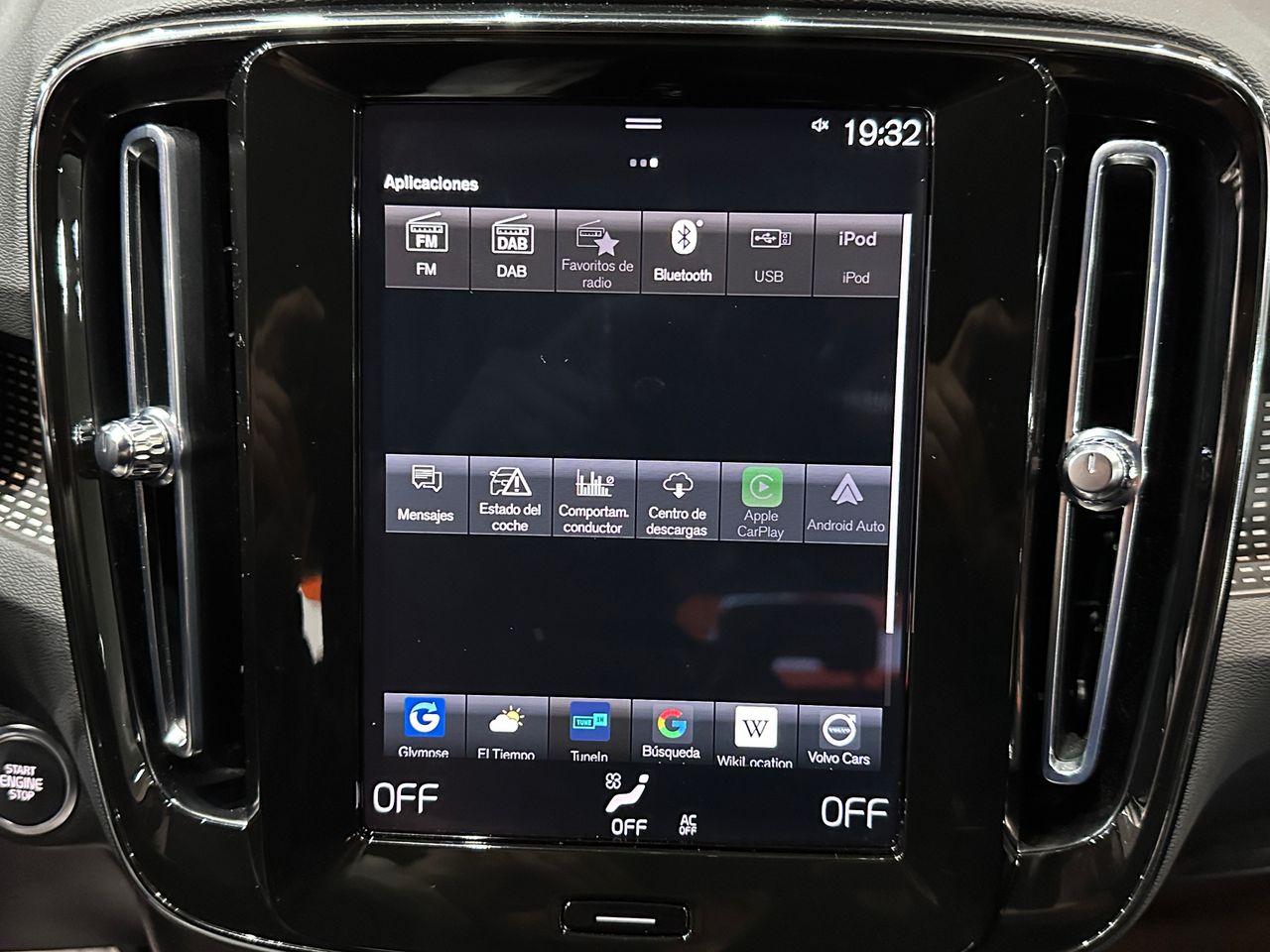 Volvo XC40 1.5 T4 Twin Recharge R-Design Auto - Foto 23