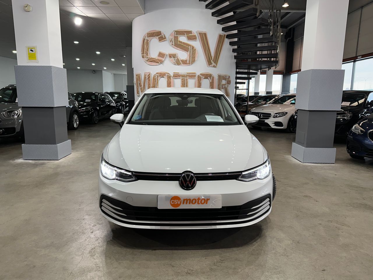 Volkswagen Golf Life 1.0 eTSI 81kW (110CV) DSG - Foto 4