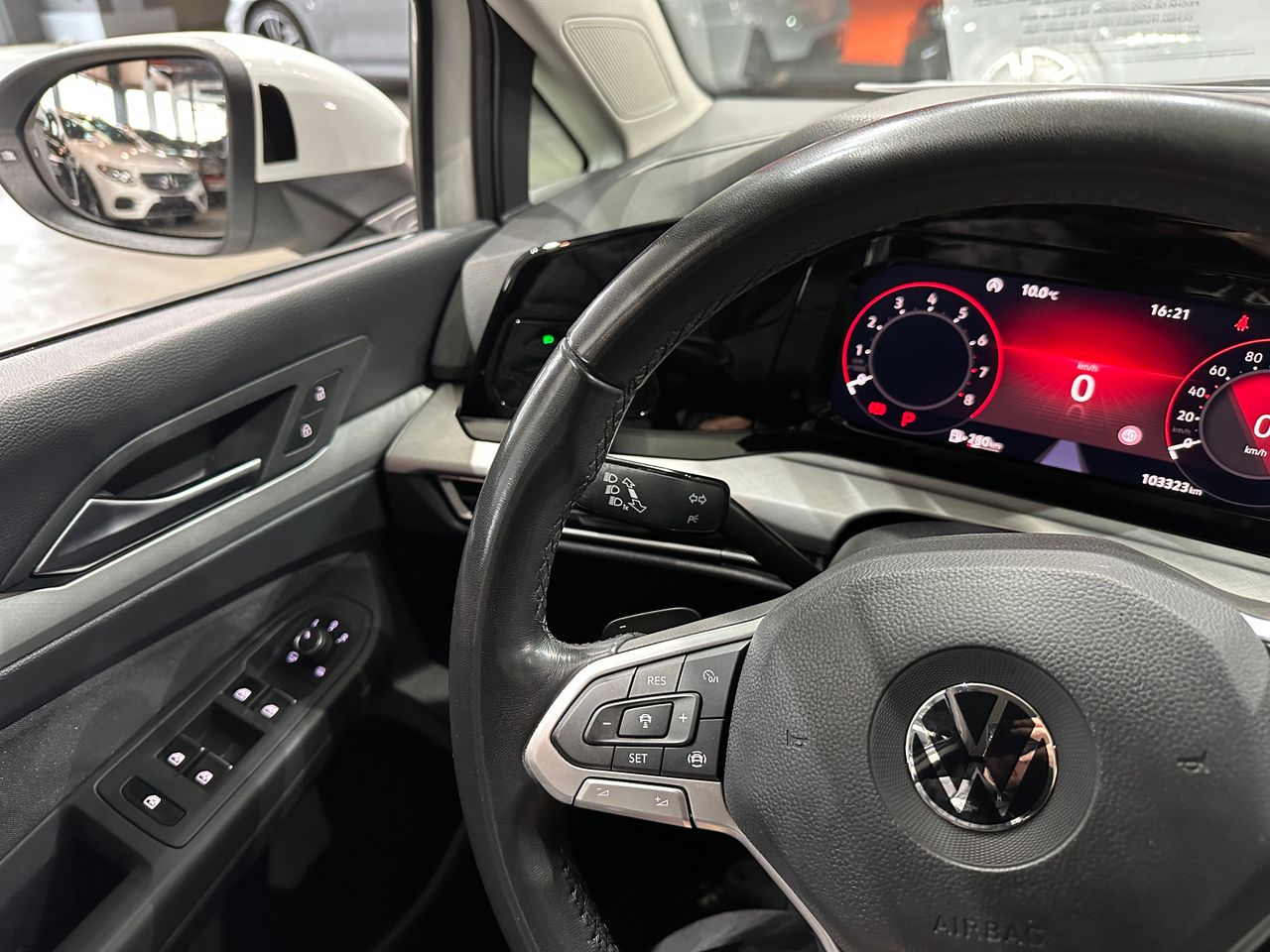 Volkswagen Golf Life 1.0 eTSI 81kW (110CV) DSG - Foto 19