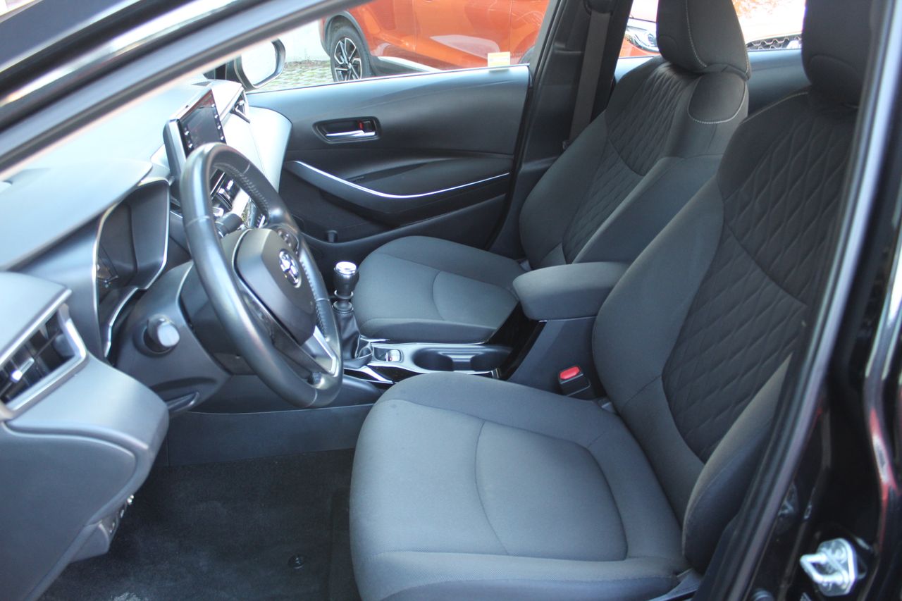 Toyota Corolla 1.6 VVT-i Sol ES EL 1.5VVT-I  125CV ACTIVE SEDÁN - Foto 9