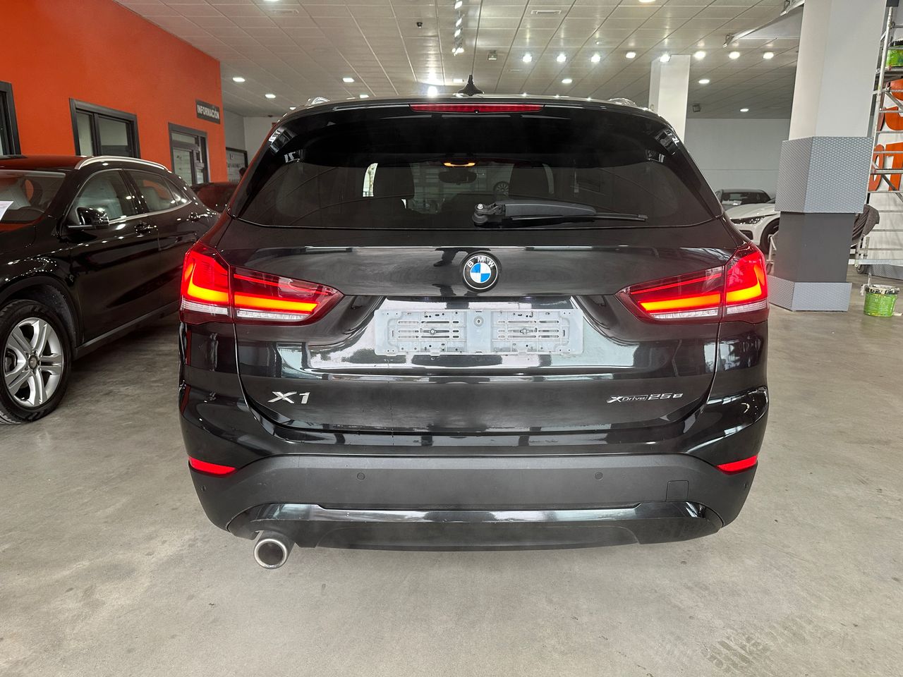 BMW X1 xDrive25e - Foto 8