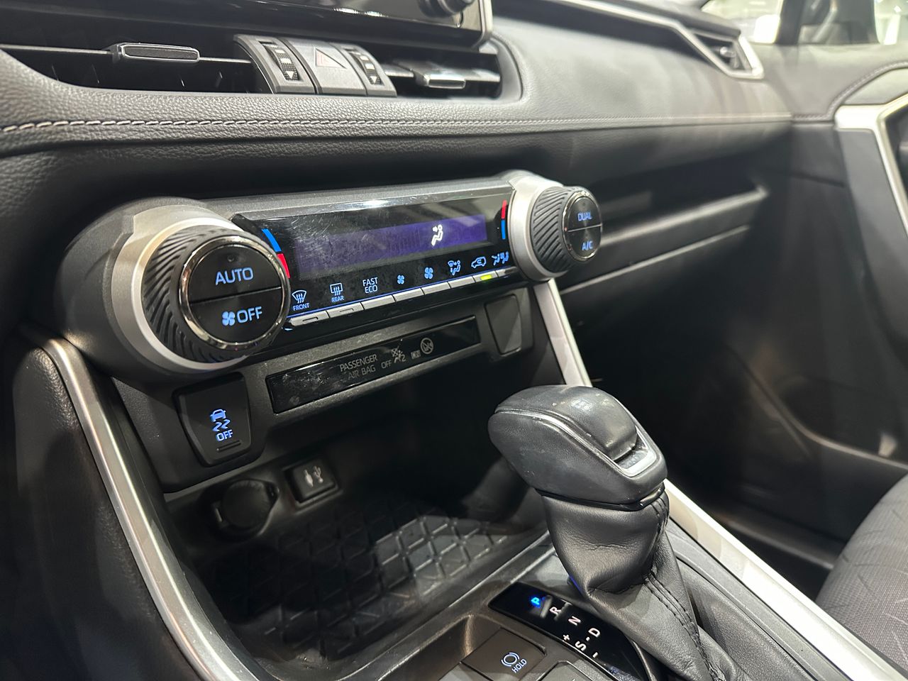 Toyota Rav4 2.5l 220H Business - Foto 22