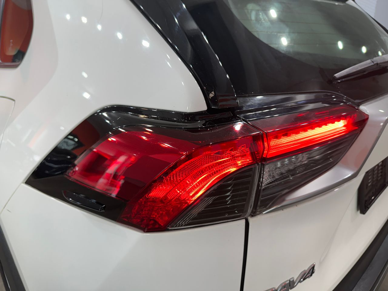 Toyota Rav4 2.5l 220H Business - Foto 25