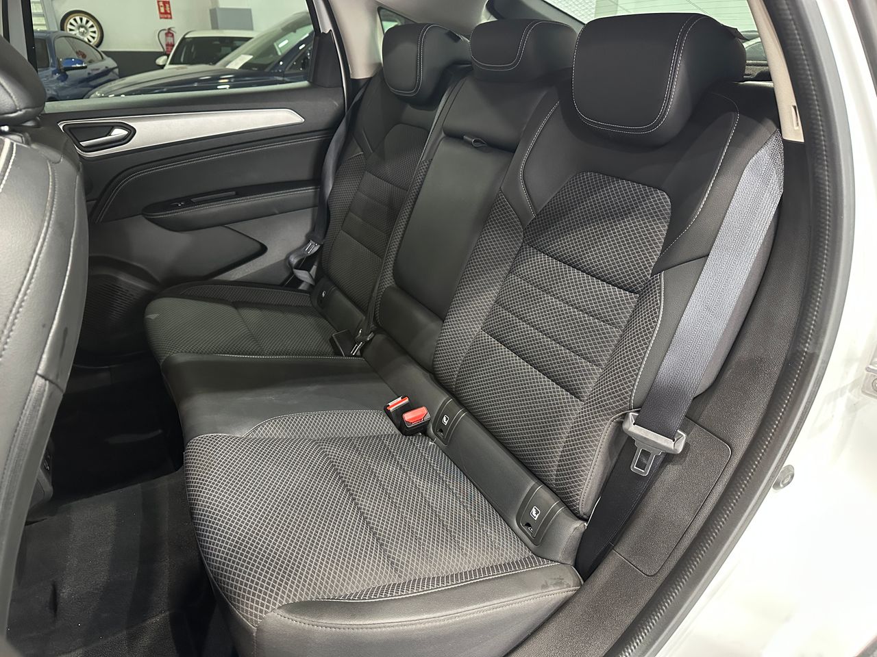 Renault Arkana Zen E-TECH Híbrido 105kW(145CV) - Foto 11