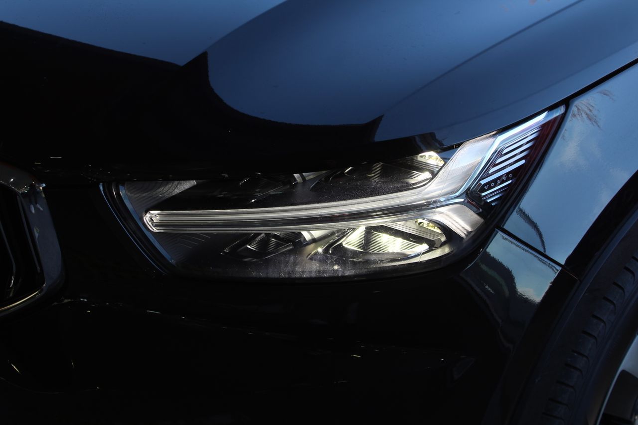 Volvo XC40 1.5 T5 Twin Recharge Inscription Auto - Foto 30