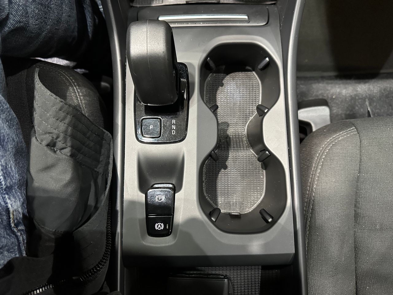 Volvo XC40 1.5 T4 Twin Recharge Inscription Auto - Foto 24