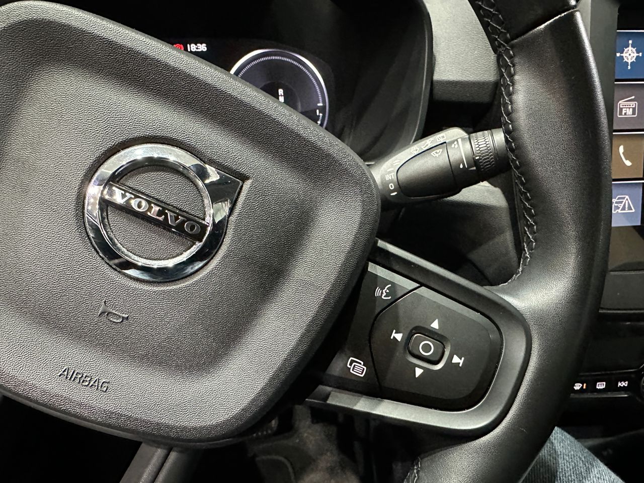 Volvo XC40 1.5 T4 Twin Recharge Inscription Auto - Foto 18