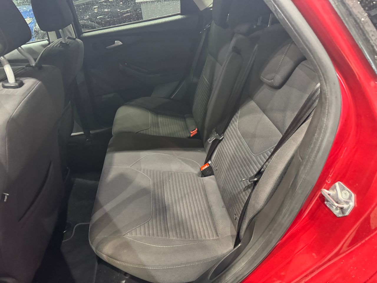 Ford Focus 1.6 TDCi 115cv Edition - Foto 11