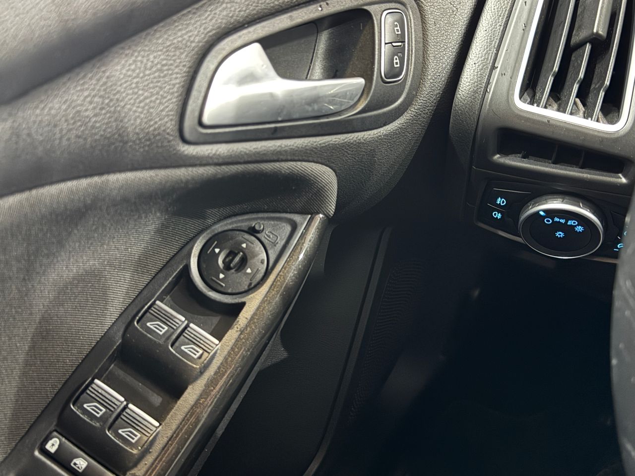 Ford Focus 1.6 TDCi 115cv Edition - Foto 21