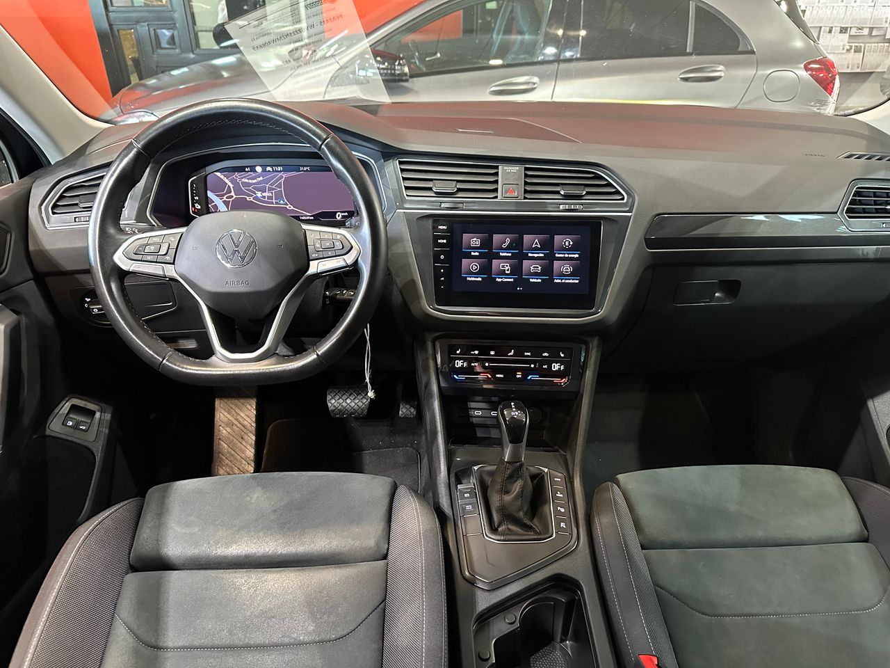 Volkswagen Tiguan Life 1.4 TSI eHybrid 180kW (245CV) DSG - Foto 13