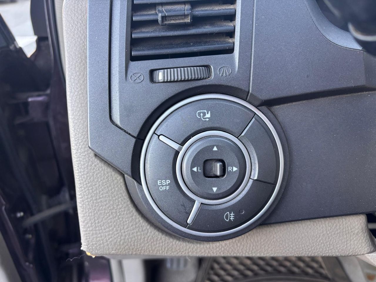 SsangYong Kyron 200Xdi Limited - Foto 17