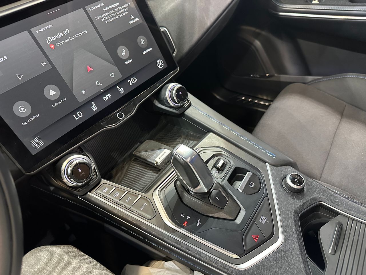 Lynk & Co 01 1.5 PHEV 3.3kW - Foto 15