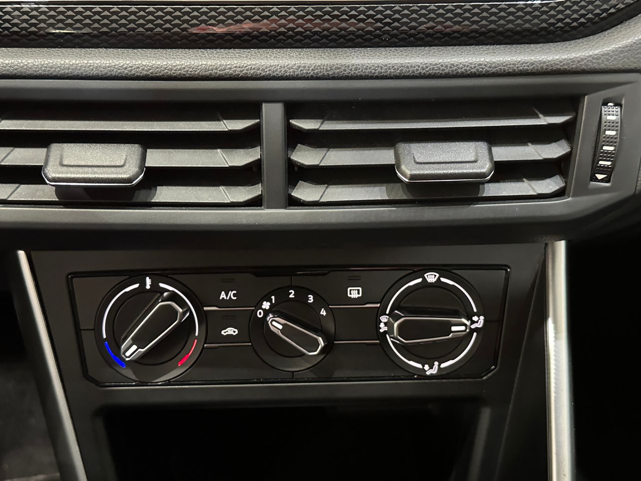 Volkswagen Taigo Life 1.0 TSI 70kW (95CV) - Foto 22