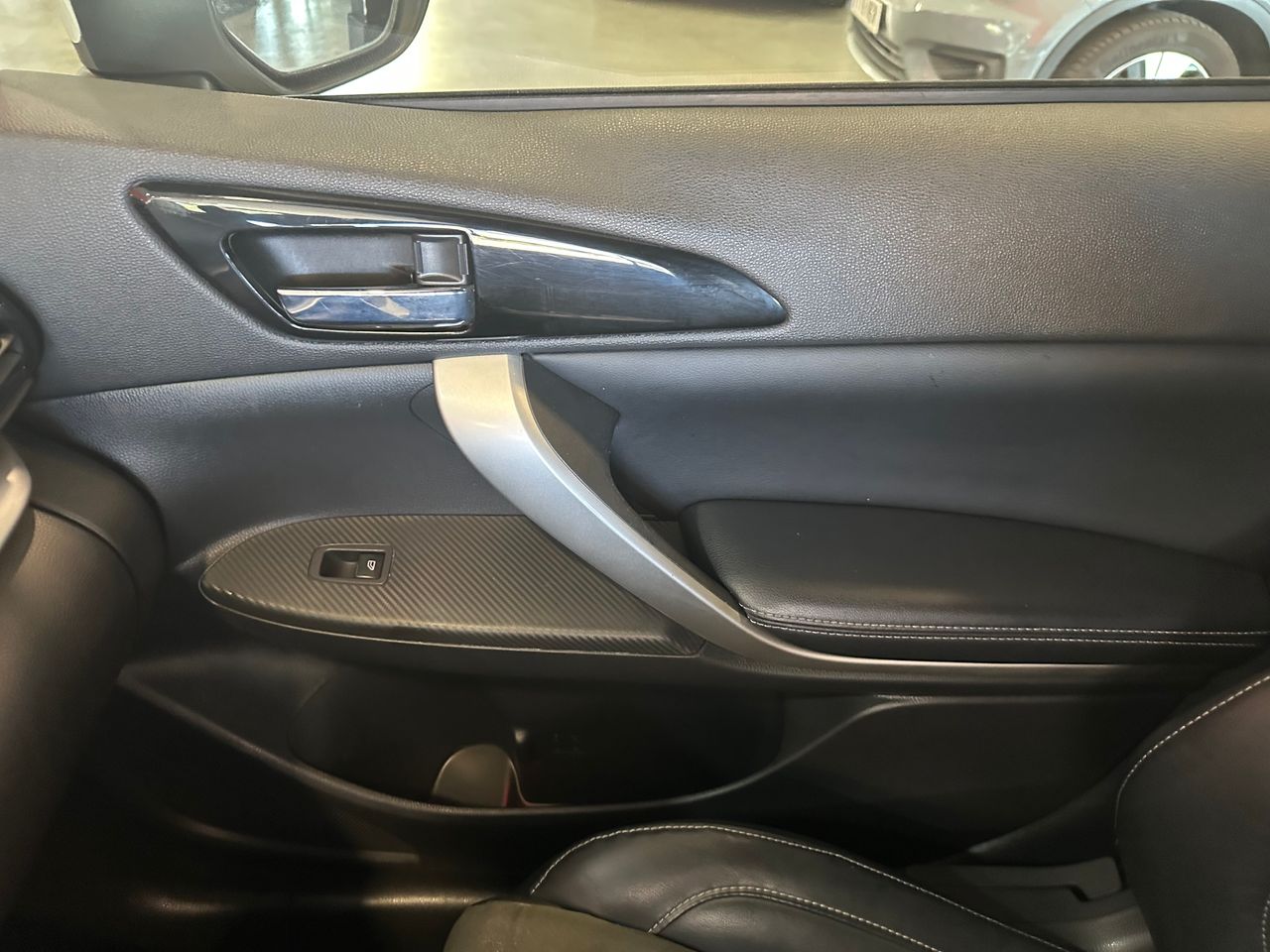 Mitsubishi Eclipse Cross 2.4 PHEV Kaiteki Auto 4WD - Foto 16
