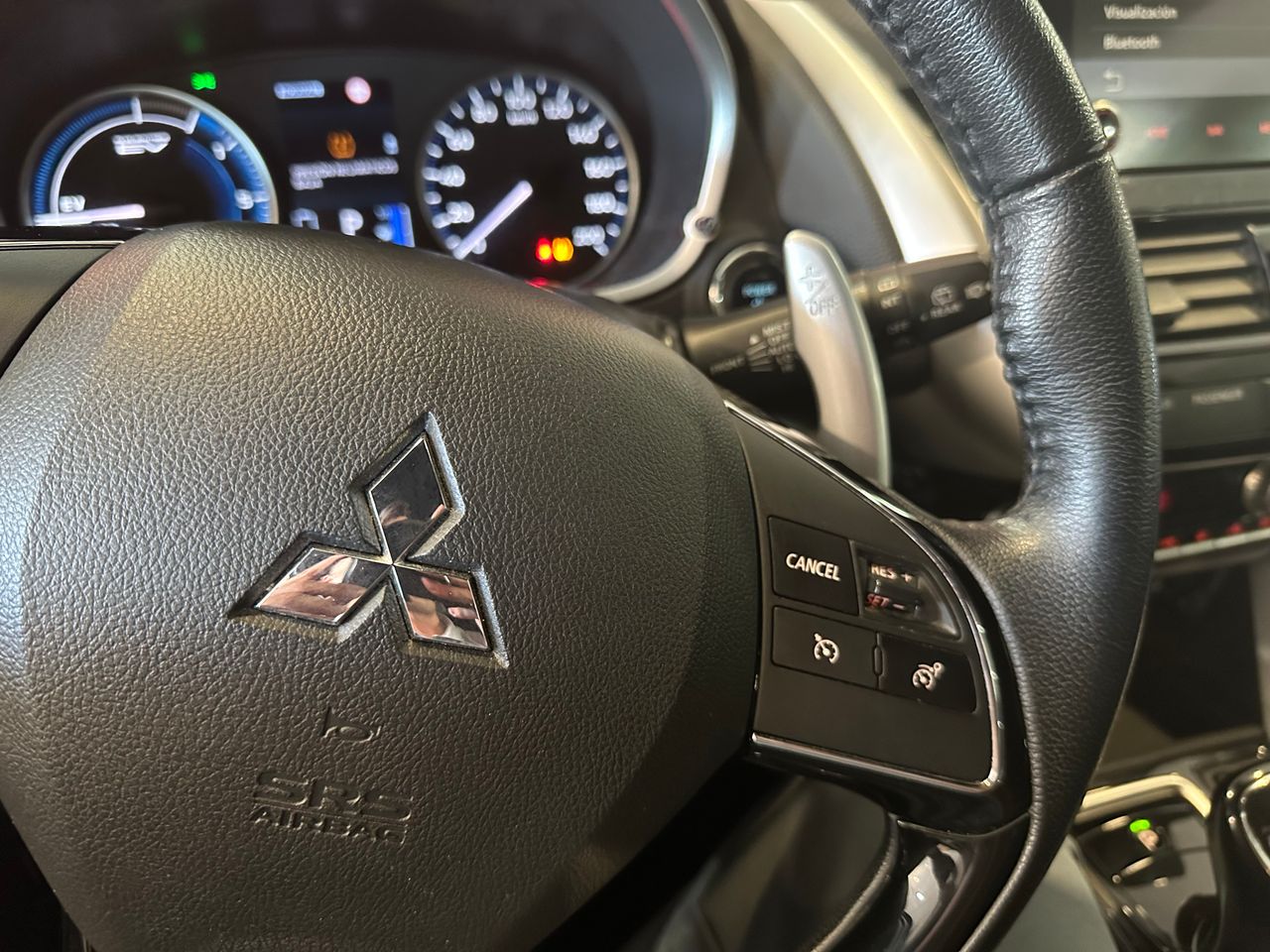 Mitsubishi Eclipse Cross 2.4 PHEV Kaiteki Auto 4WD - Foto 19