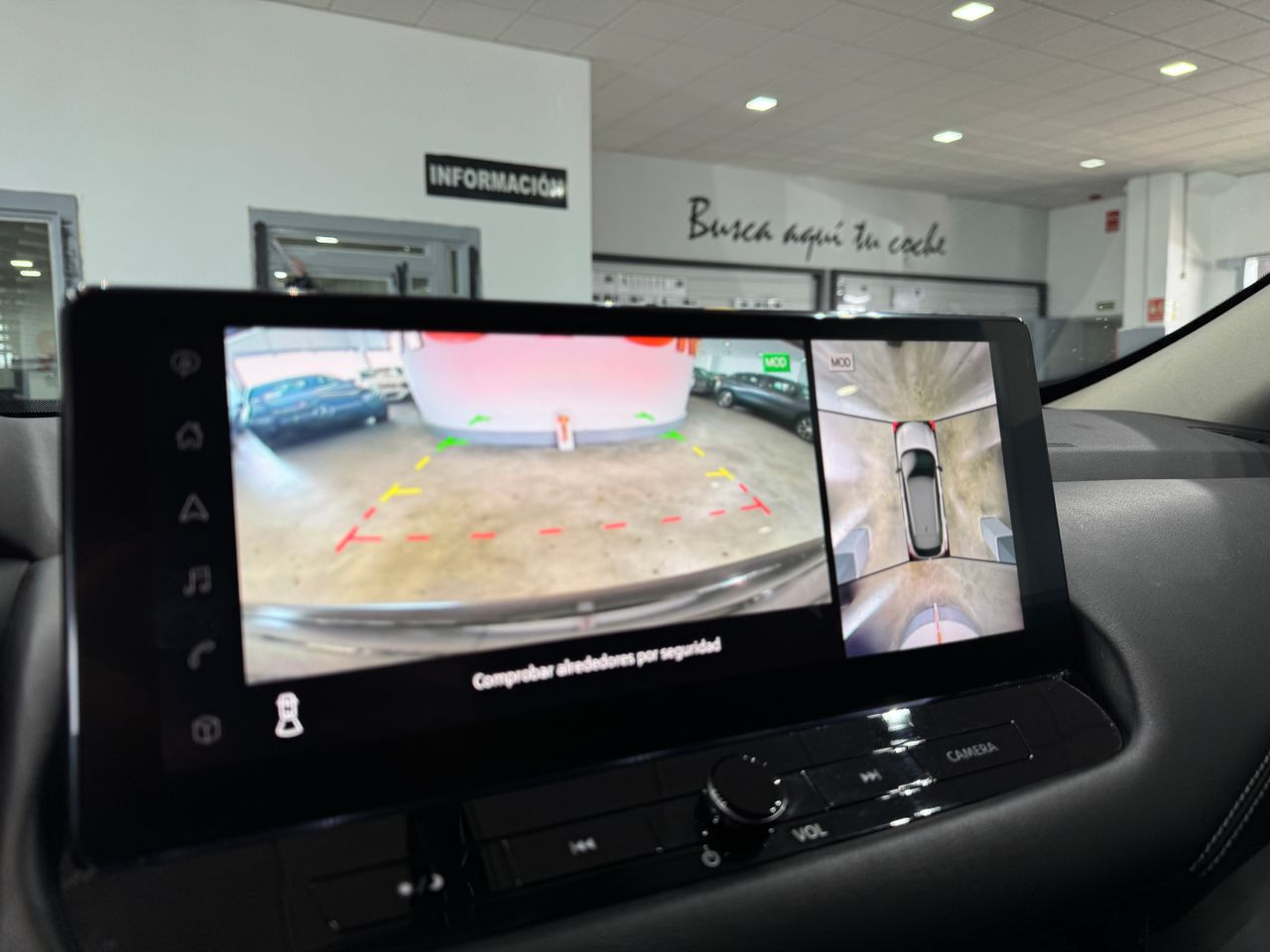 Nissan Qashqai DIG-T 103kW (140CV) mHEV 4x2 Acenta - Foto 17