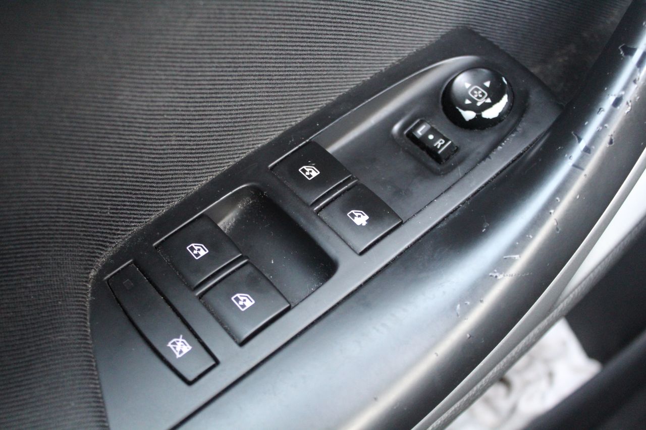 Opel Astra 1.6 CDTi 81kW (110CV) Selective - Foto 19