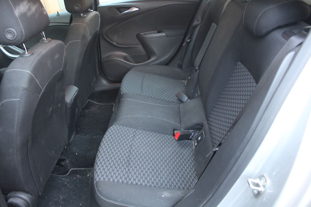 Opel Astra 1.6 CDTi 81kW (110CV) Selective - Foto 8